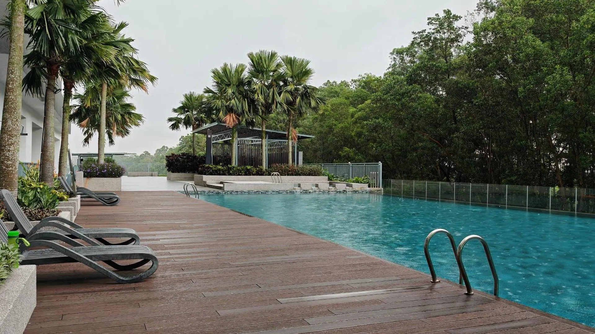 Jb Bukit Indah Skyloft Suites location